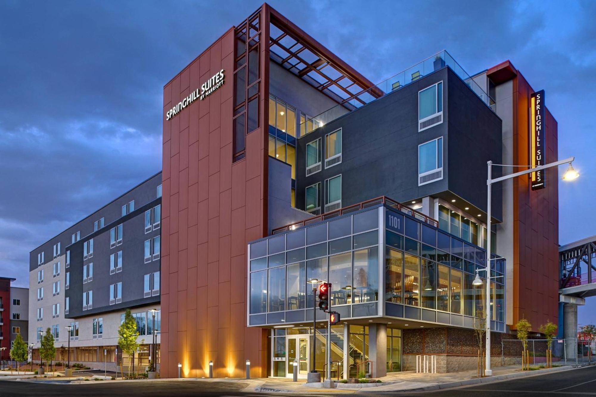Springhill Suites By Marriott Albuquerque University Area Екстер'єр фото